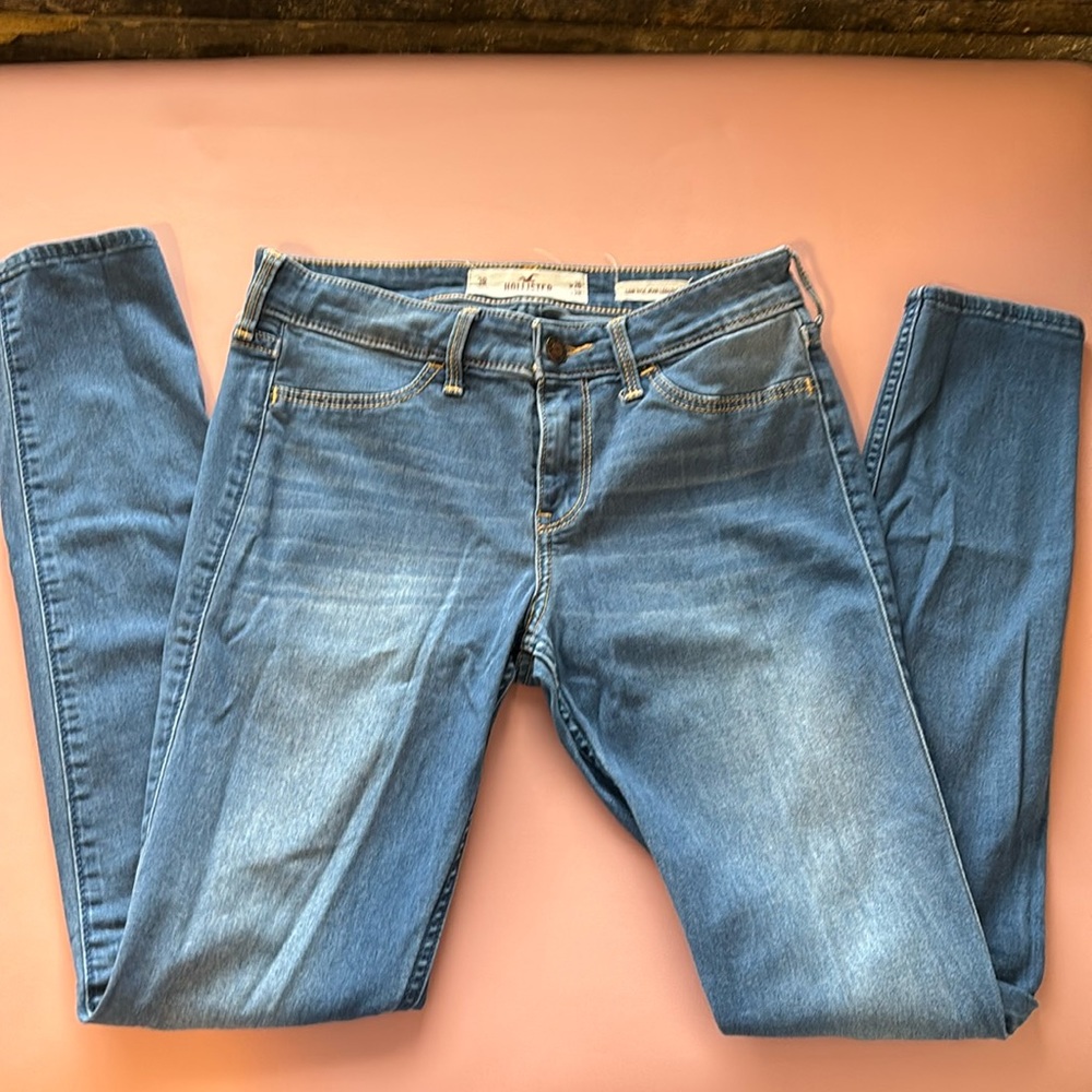 Hollister Jean Legging Low Rise Size 3R.
